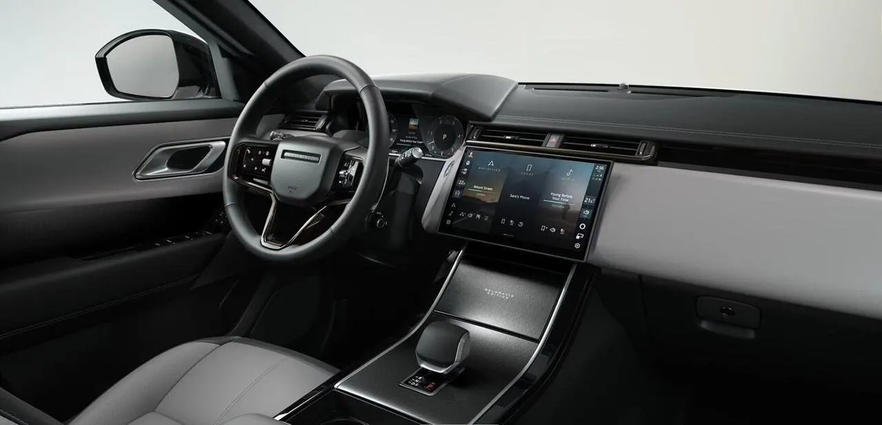 Land Rover Range Rover Velar photo 5