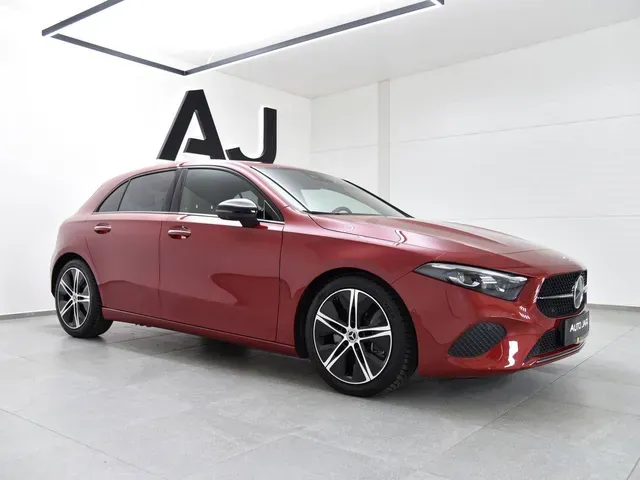 Mercedes-Benz A Trieda 2023 photo 4