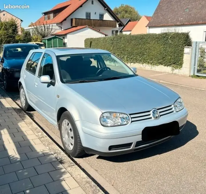 Volkswagen Golf 2000 photo 3