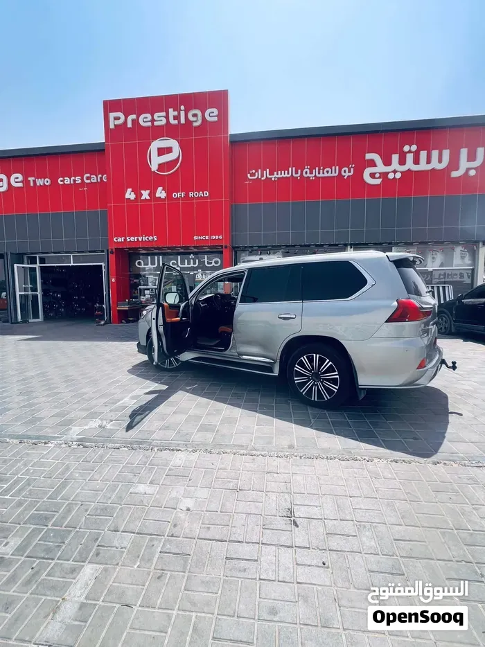 Lexus Lx 570 2017 photo 3