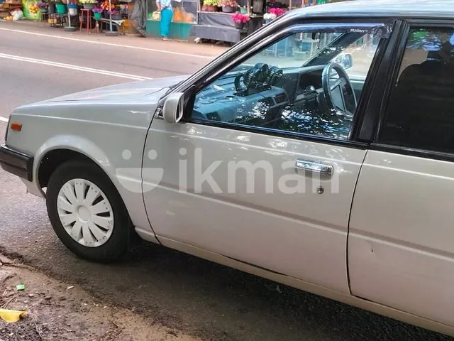 Nissan Sunny 1985 photo 5