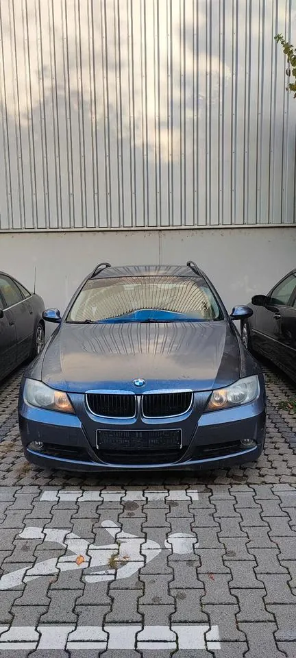 BMW E91 318I