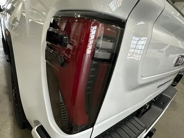 GMC Sierra 3500Hd 2026 photo 4