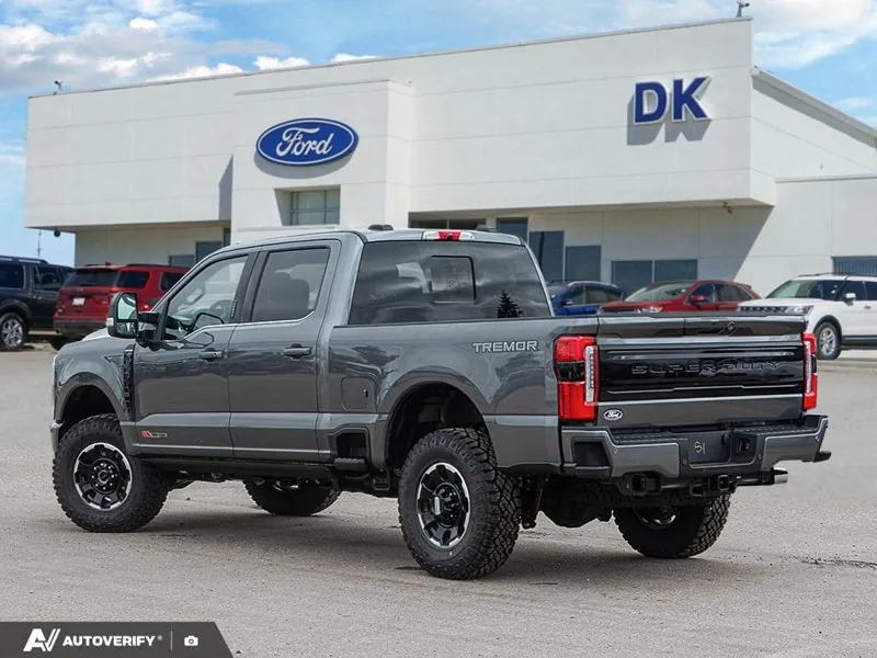 Ford F-350 Super Duty 2027 photo 5