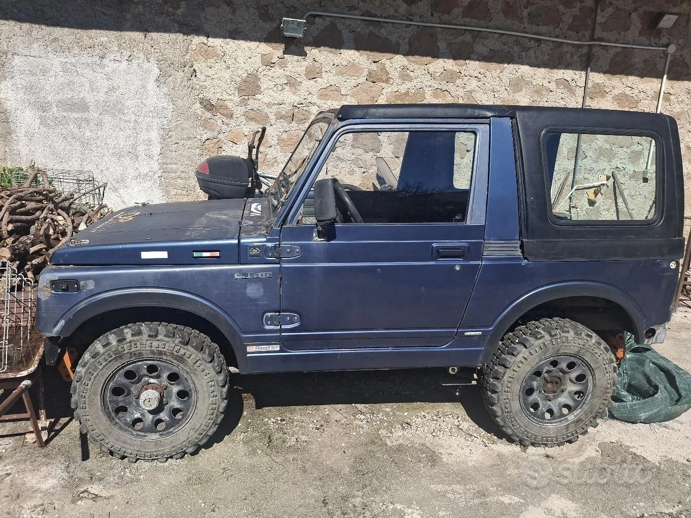 Suzuki Samurai