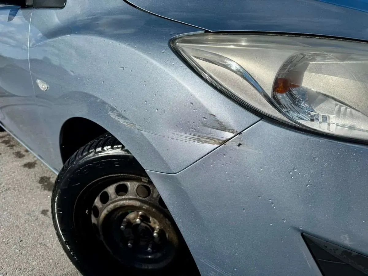 Mazda Mazda5 2011 photo 2