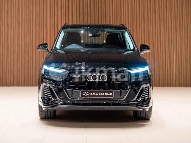 Audi Q7 2025 photo 3