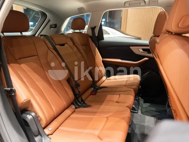 Audi Q7 2025 photo 5