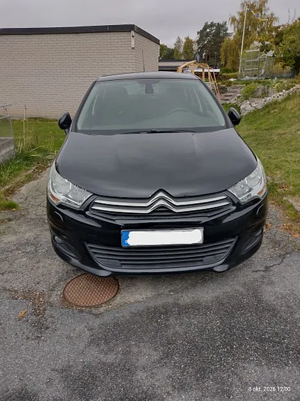 Citroen C4 2012 photo 2