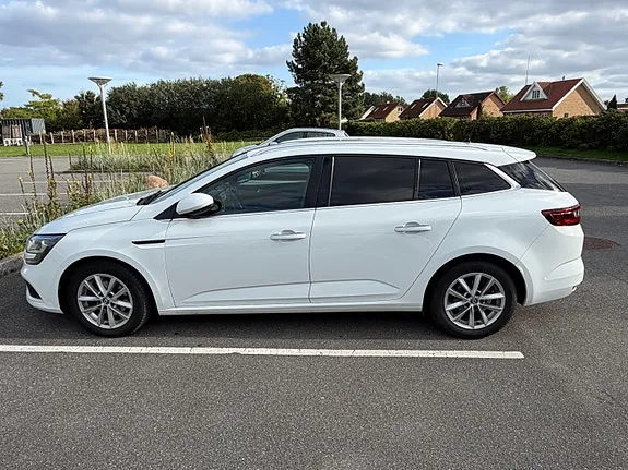 Renault Megane Iv 2018 photo 2