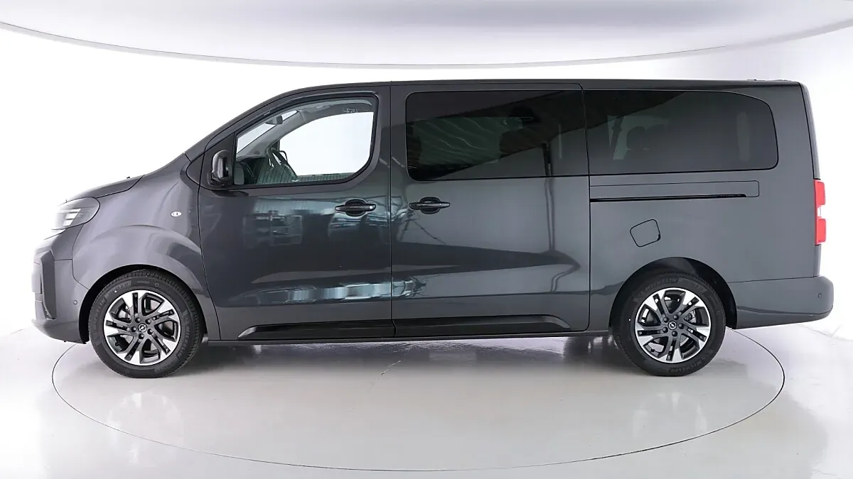 Opel Zafira 2056 photo 2