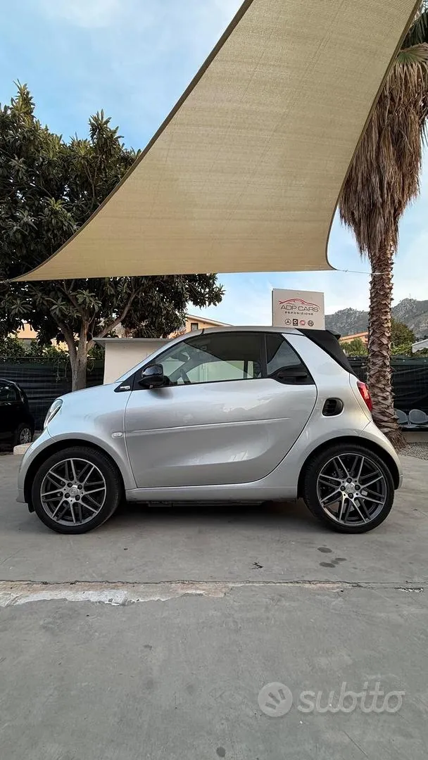 Smart Fortwo 2019 photo 4