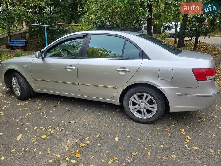 Hyundai Sonata 2008 photo 4