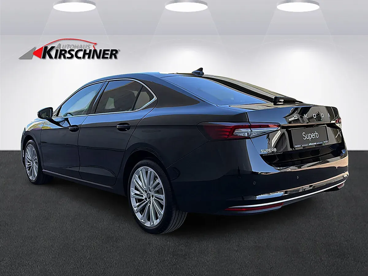 Skoda Superb 2025 photo 3