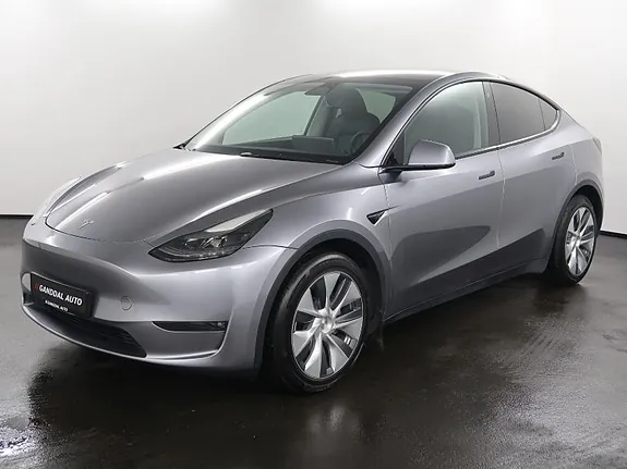 Tesla Model Y 2023 photo 5