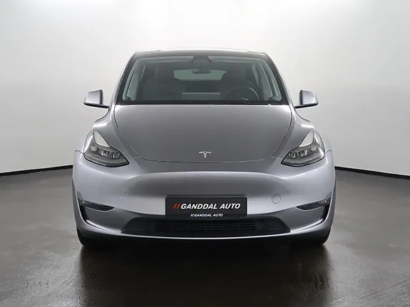 Tesla Model Y 2023 photo 3