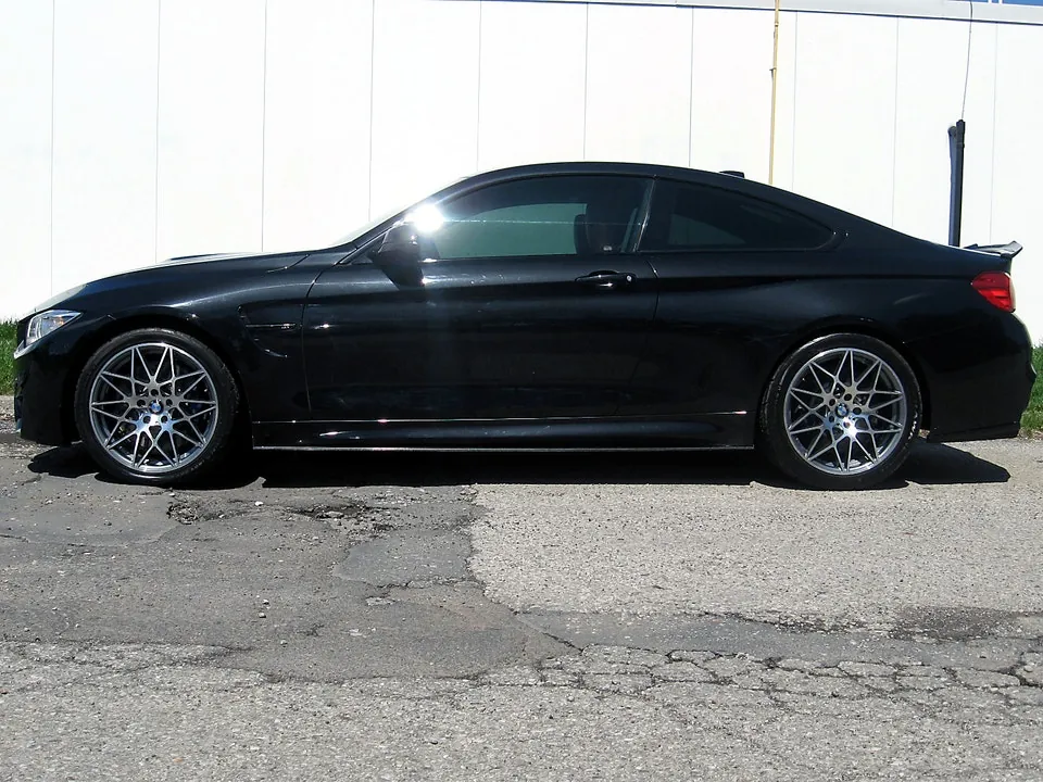 BMW M4 2016 photo 3