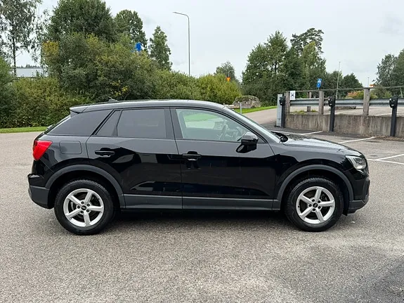 Audi Q2 2021 photo 4