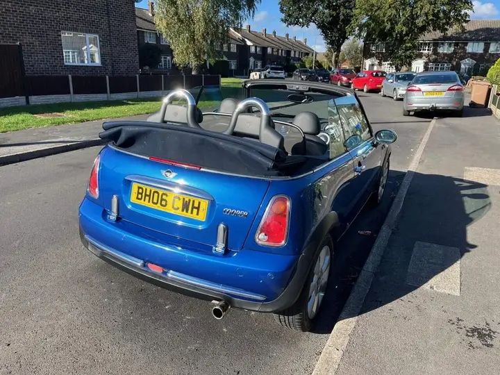 Mini Convertible 2006 photo 4