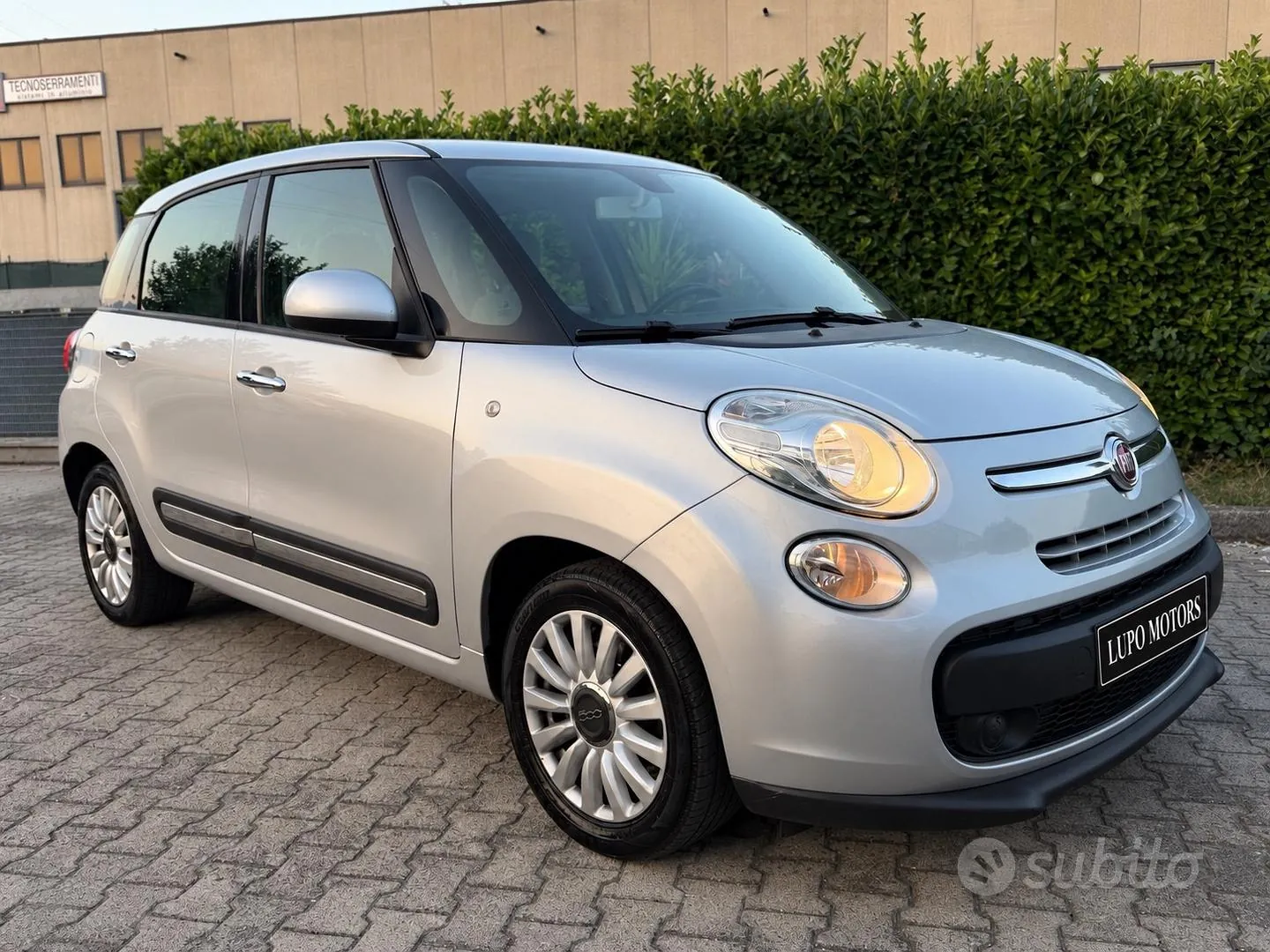 Fiat 500L 2014 photo 2