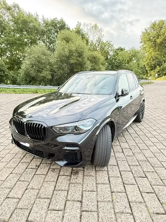 BMW X5 M50I