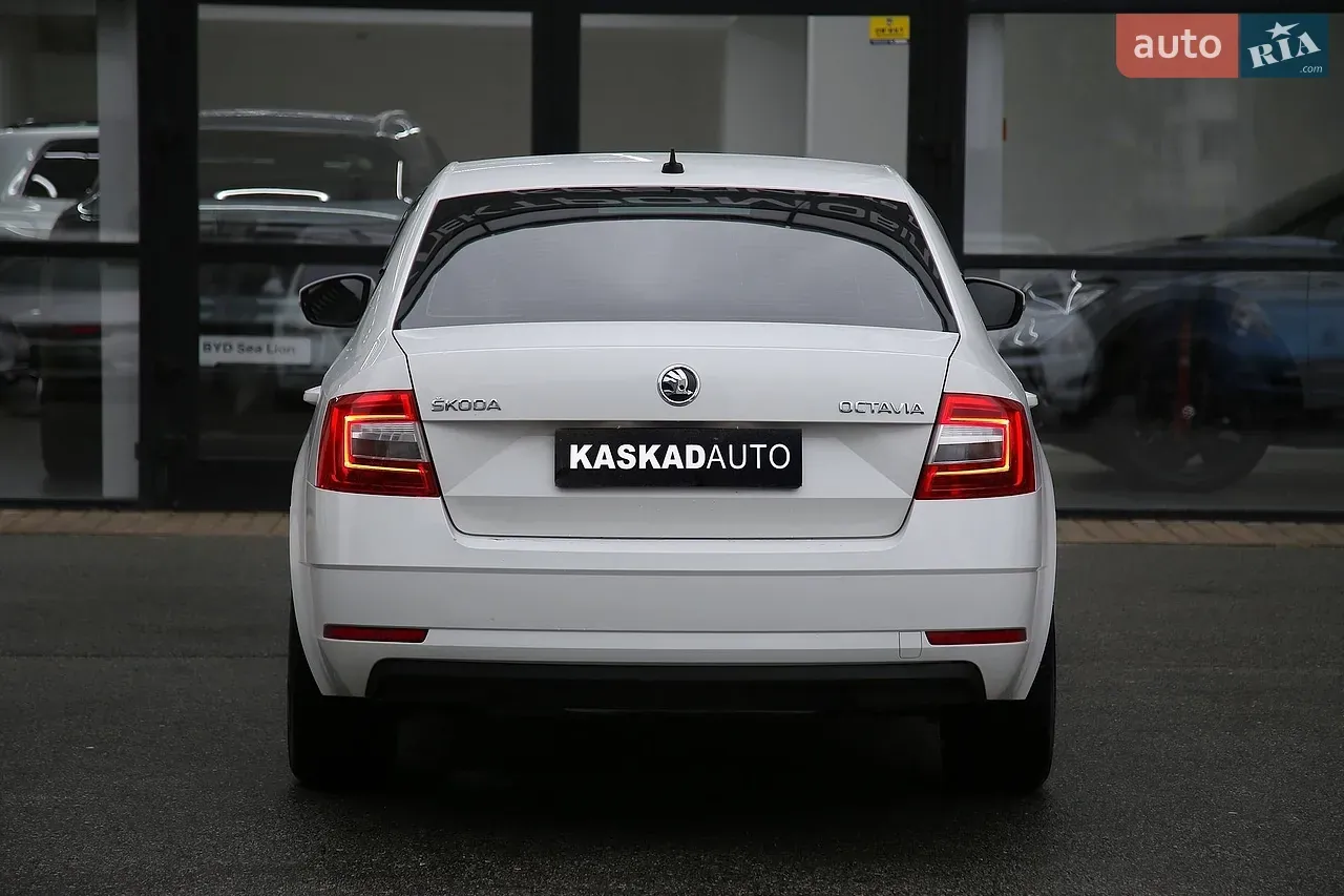 Skoda Octavia 2020 photo 5