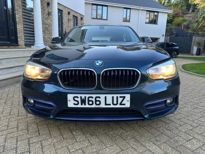 BMW 1 Series 2016 photo 2