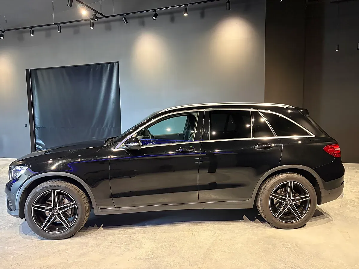Mercedes-Benz Glc-Class 2016 photo 2