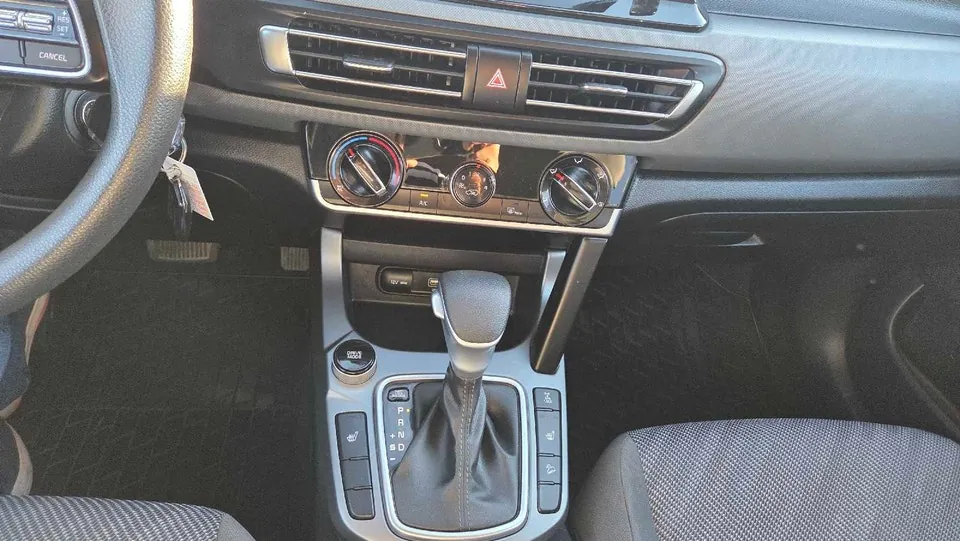 Kia Seltos 2023 photo 4