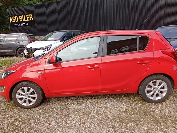 Hyundai I20 2013 photo 4