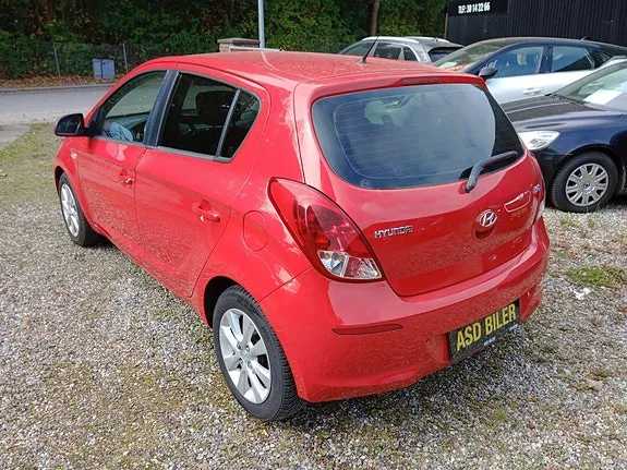 Hyundai I20 2013 photo 5