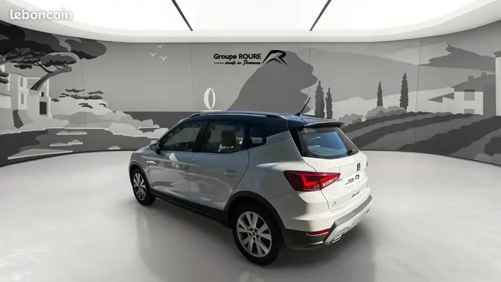 Seat Arona 2023 photo 3