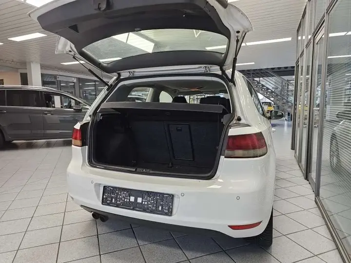Volkswagen Golf 2009 photo 3