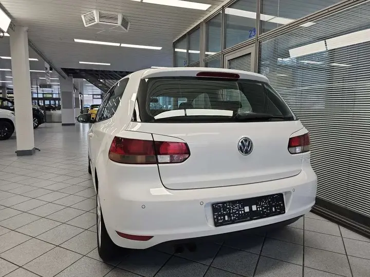 Volkswagen Golf 2009 photo 4