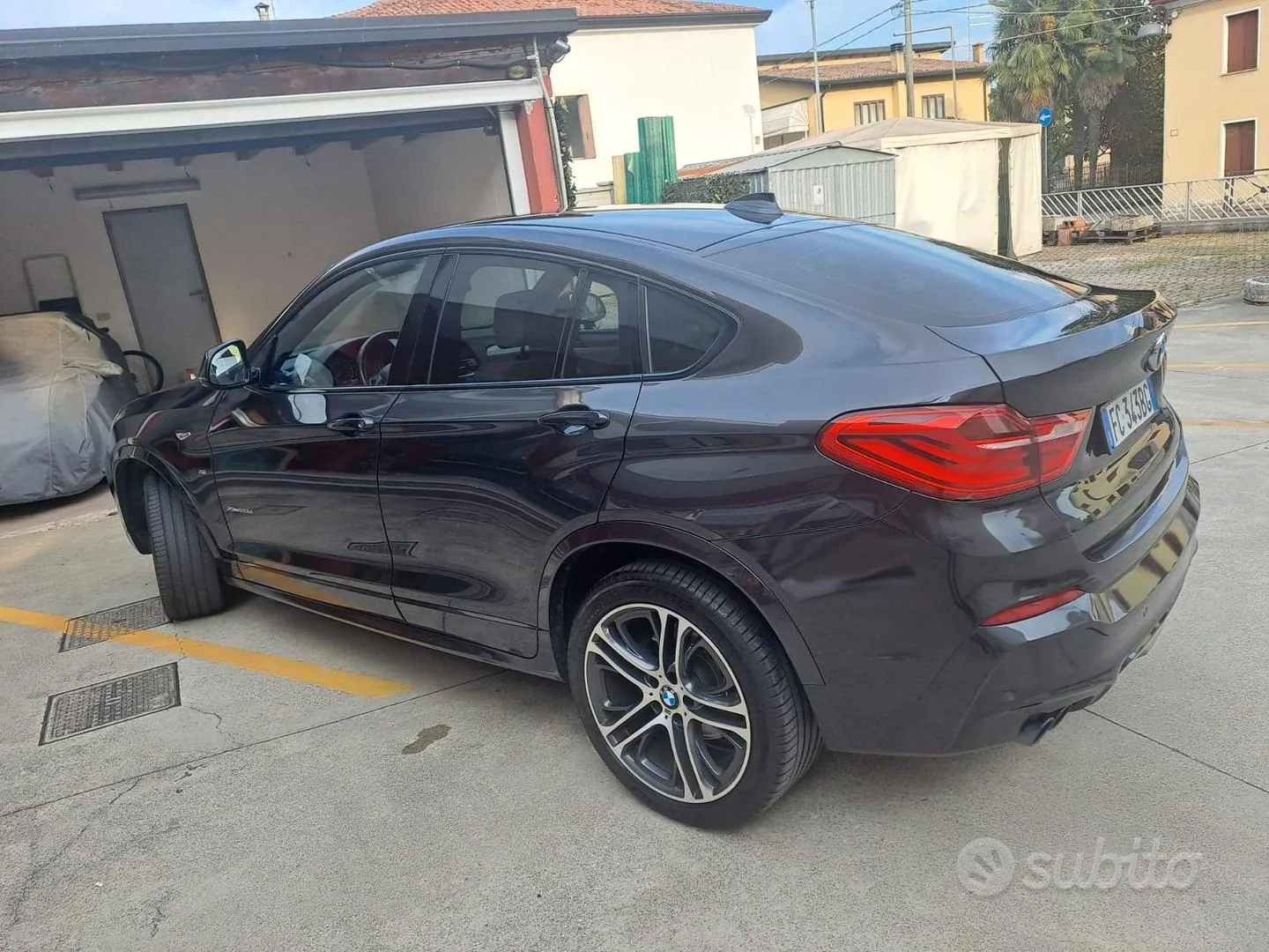 BMW X4 2016 photo 2