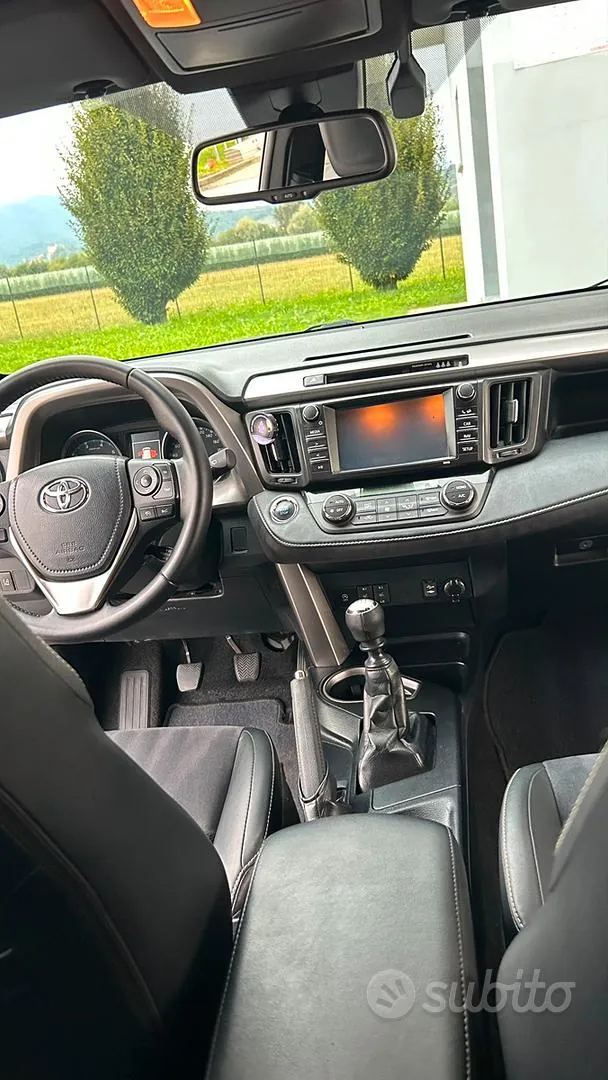 Toyota Rav4 2017 photo 3