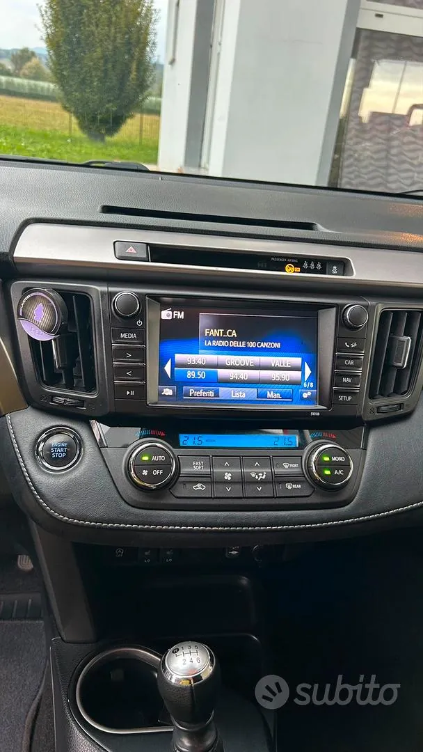 Toyota Rav4 2017 photo 5