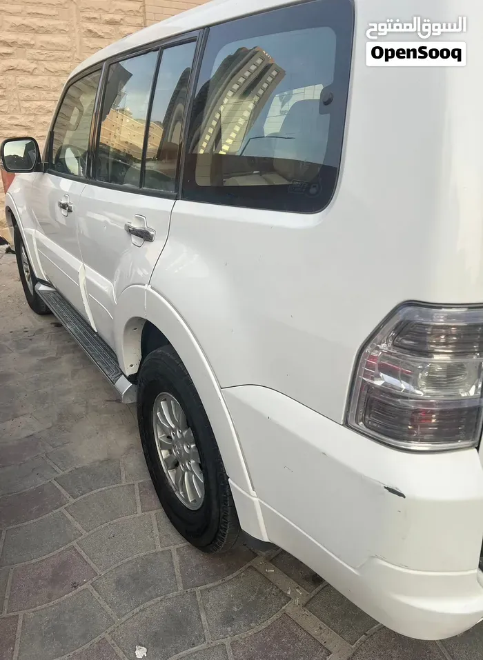 Mitsubishi Pajero 2013 photo 4