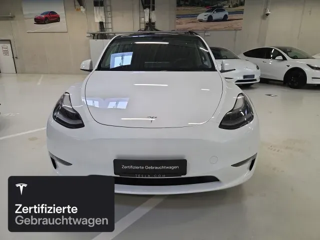 Tesla Model Y 2022 photo 3