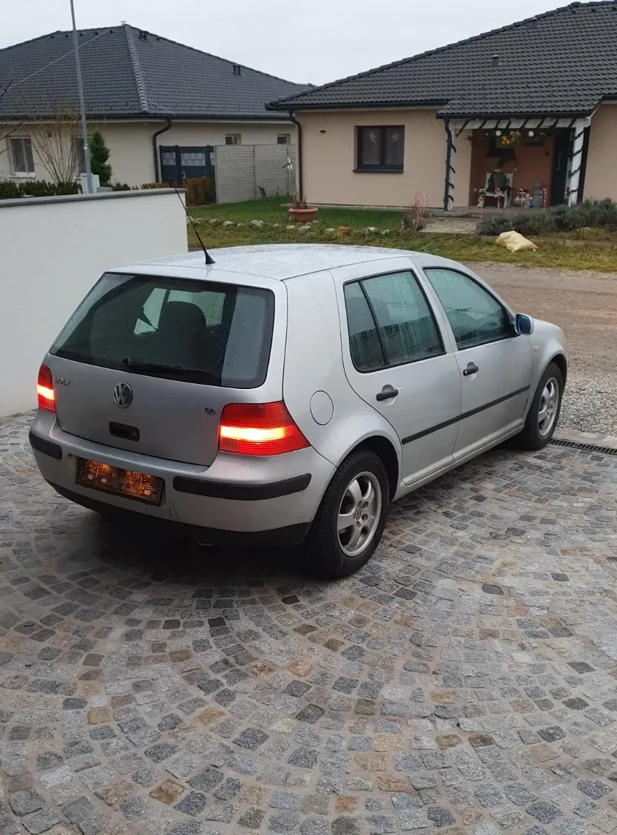 Volkswagen Golf 1999 photo 3