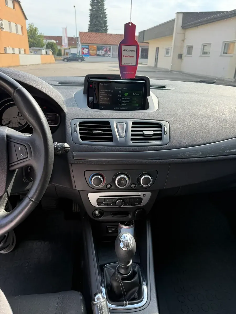 Renault Megane 2016 photo 3