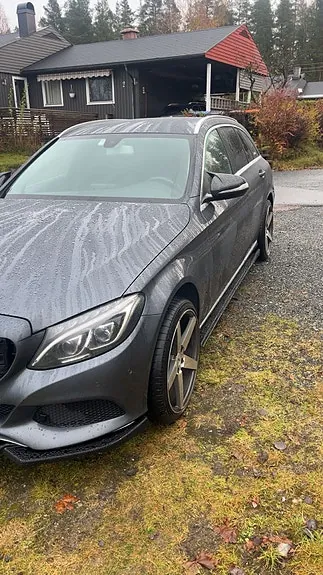 Mercedes-Benz C250 2015 photo 4