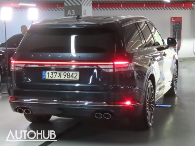 Lincoln Aviator 2022 photo 3