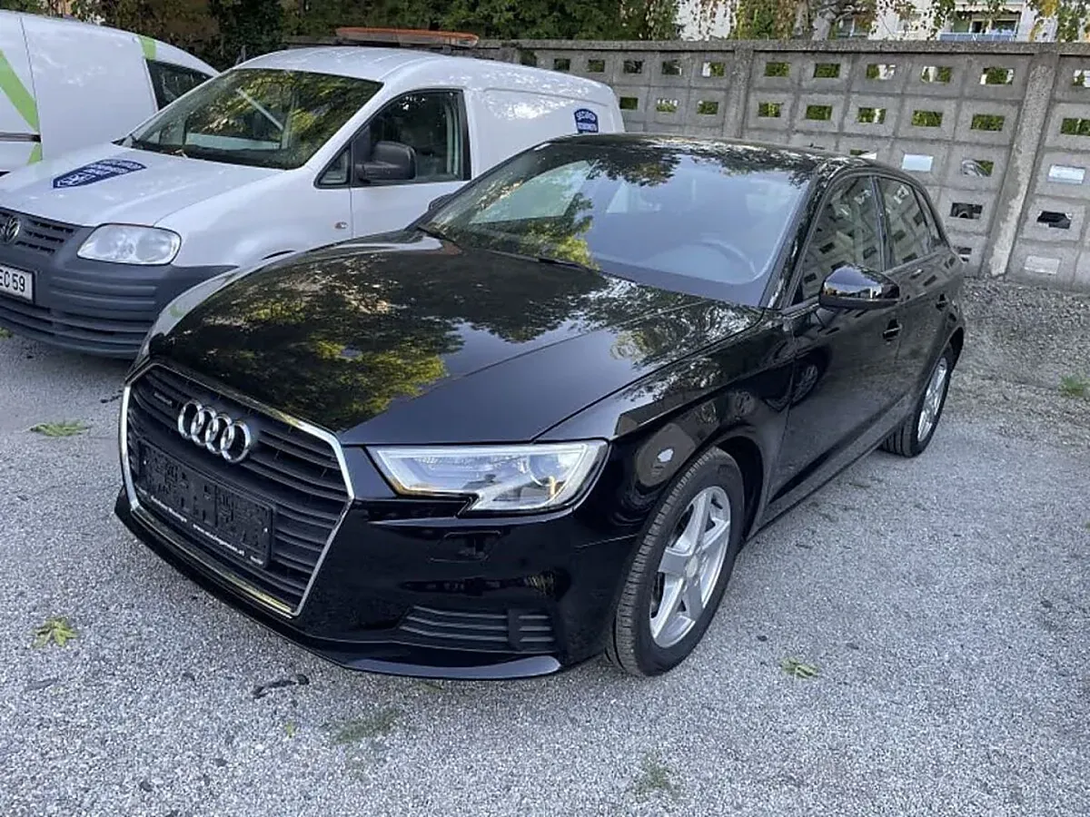 Audi A3 Sportback 2019 photo 2