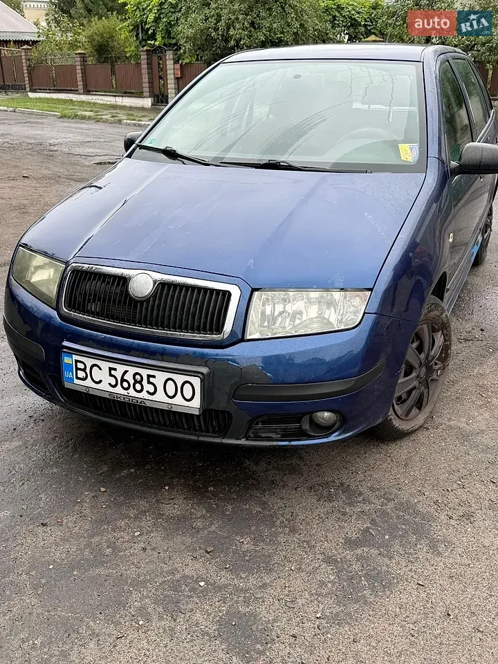 Skoda Fabia 2007 photo 2