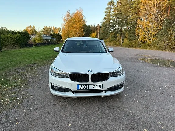 BMW 320D 2014 photo 2