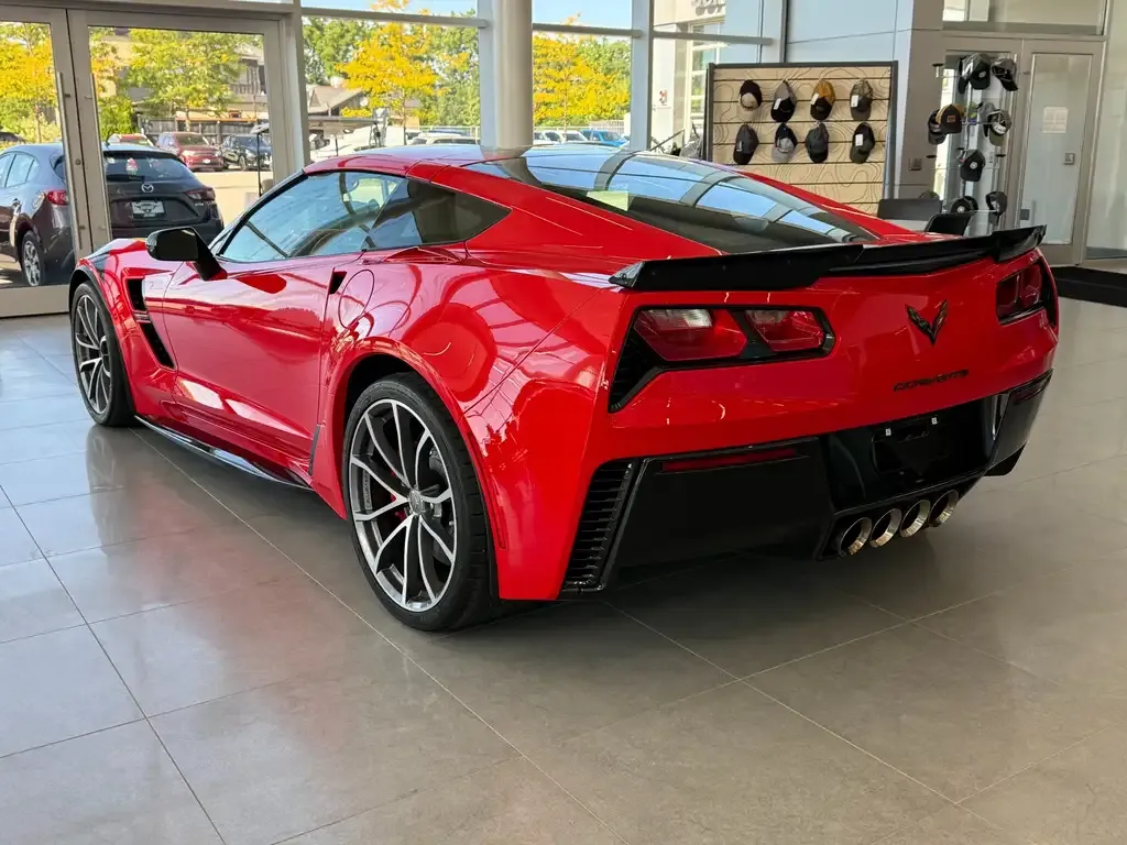 Chevrolet Corvette 2019 photo 3