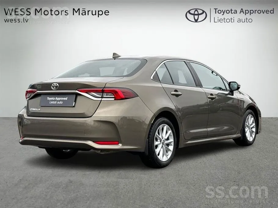 Toyota Corolla 2023 photo 2