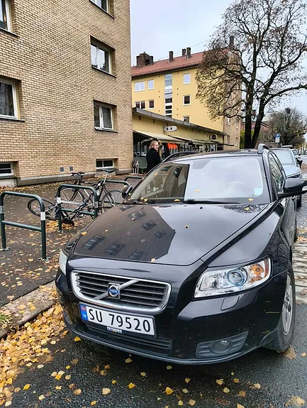 Volvo V50 2010 photo 2