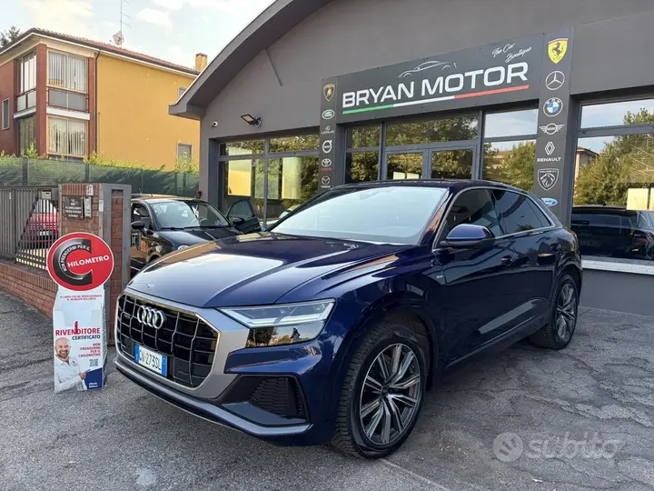 Audi Q8